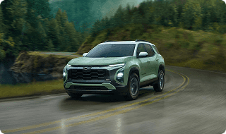 2026 Chevrolet Equinox gallery image 3