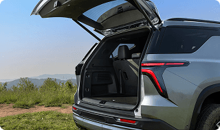 2026 Chevrolet Traverse Gallery Photo 3