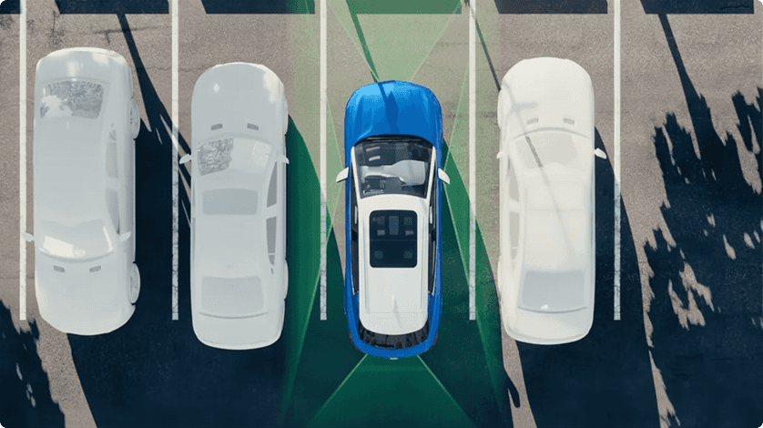 Reverse Automatic Braking combined with Rear Cross Traffic Braking