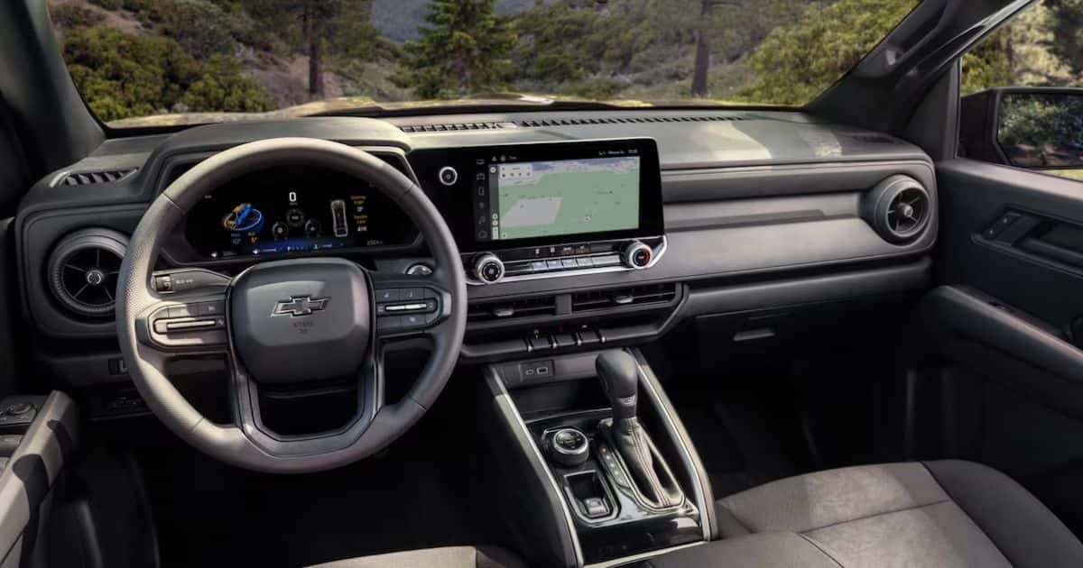 11-inch Driver Information Center & 11.3-inch touchscreen in the 2026 Colorado