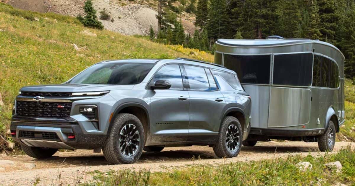 The 2026 Traverse Z71 can tow small boats or campers during weekend trips