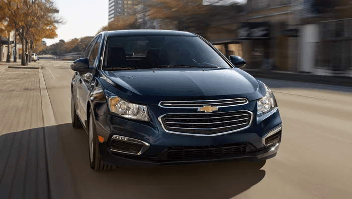 2015 Chevy Cruze driving in the city