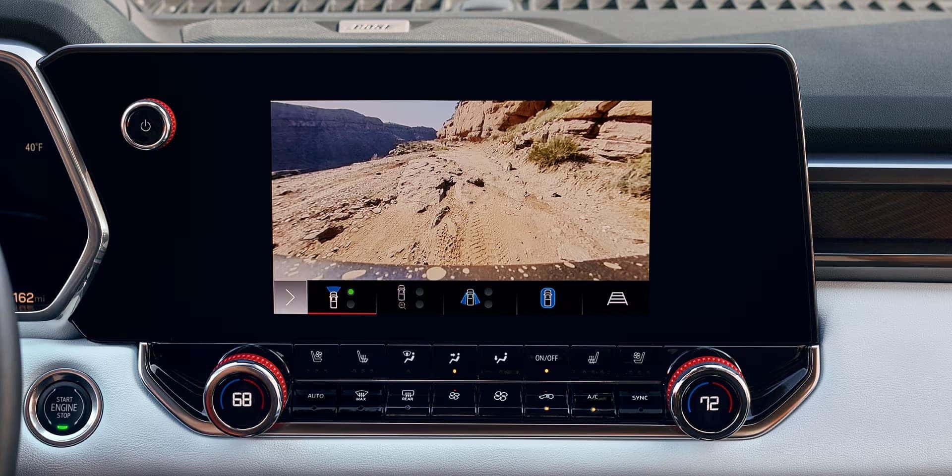 2025 GMC Canyon interior with smartphone integration and digital display.