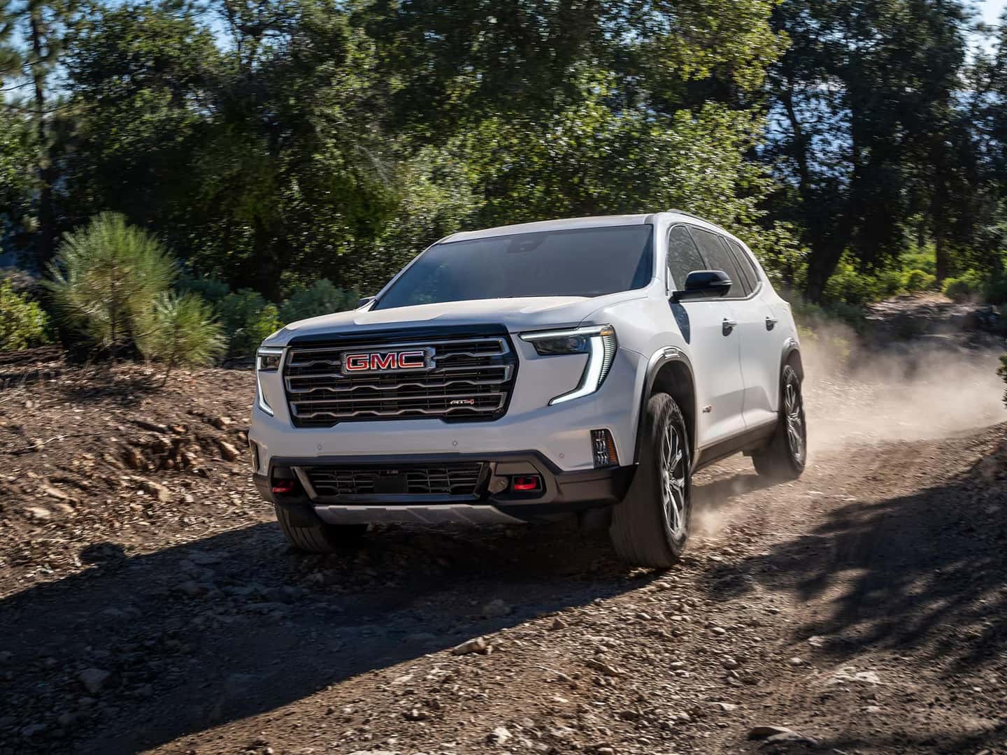 A dynamic image of the 2026 GMC Acadia.