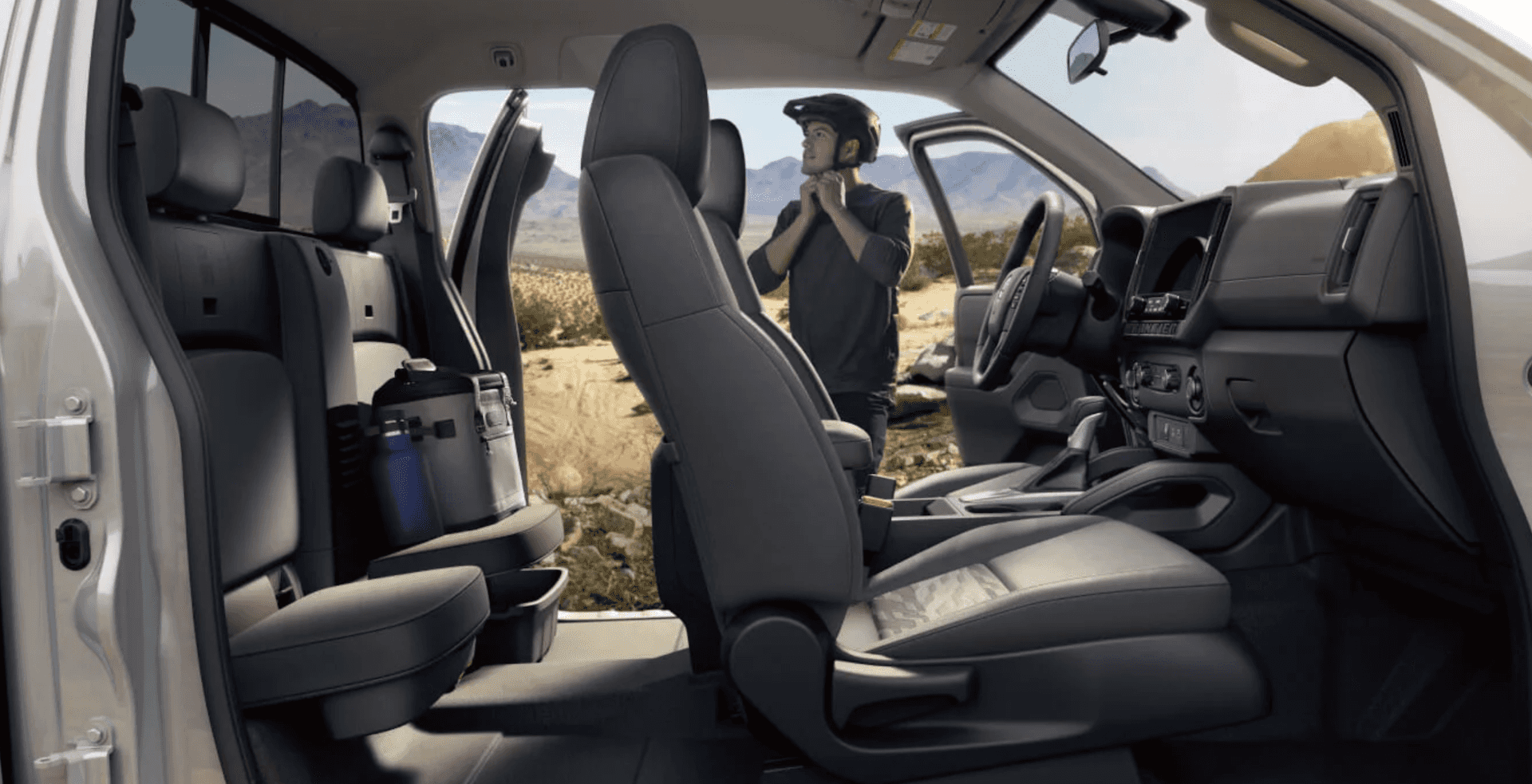 New 2026 Nissan Frontier Interior Near Me in Spring, TX
