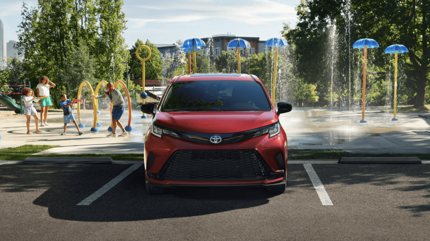 2025 Toyota Sienna Near Me | Houston, TX | Fred Haas Toyota Country