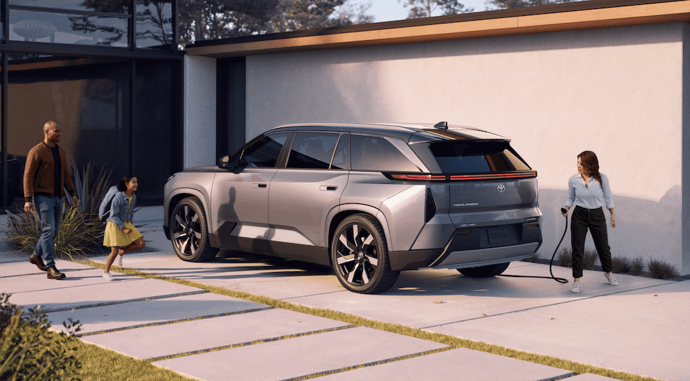 New 2027 Toyota Highlander near The Woodlands, TX