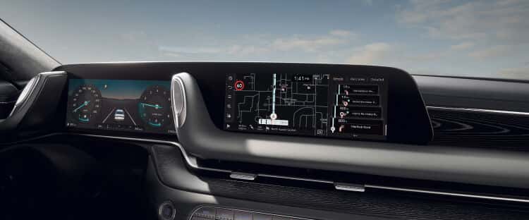 Genesis G90 Technology