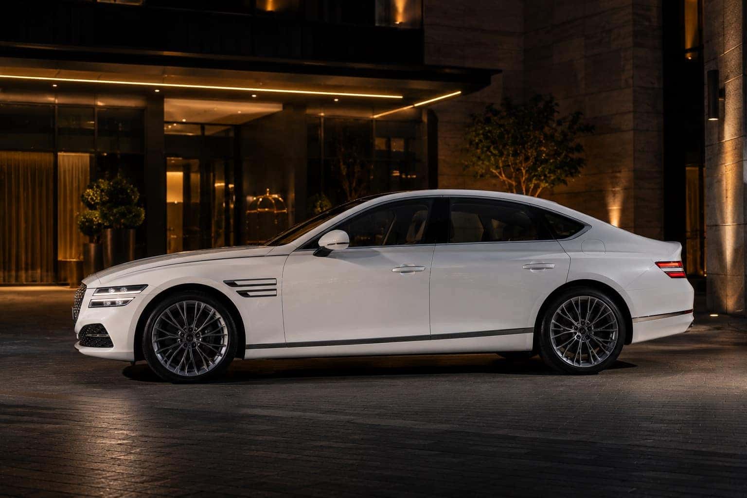2027 Genesis G80 at Genesis of Schererville, Schererville, IN