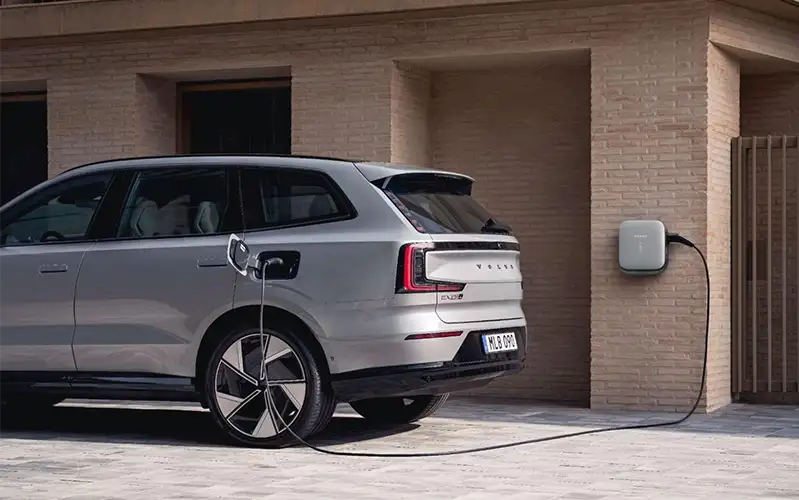 Volvo EX90