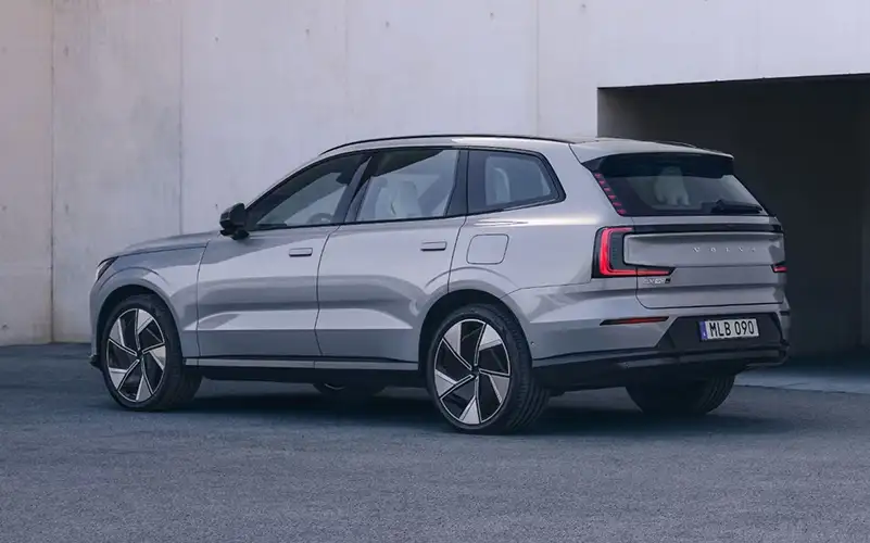 Volvo EX90