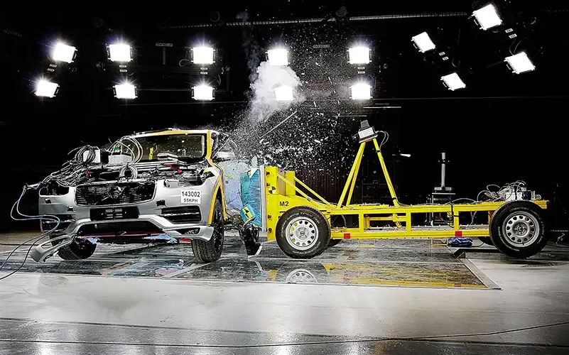 Volvo XC60 Crash Test
