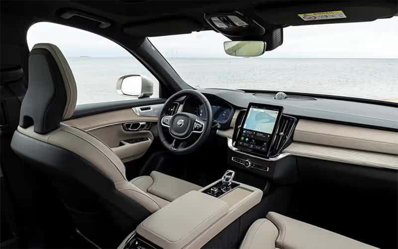 Volvo XC90 Interior