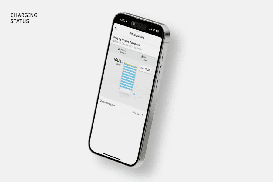 Mercedes-Benz app displaying electric vehicle battery and charging status