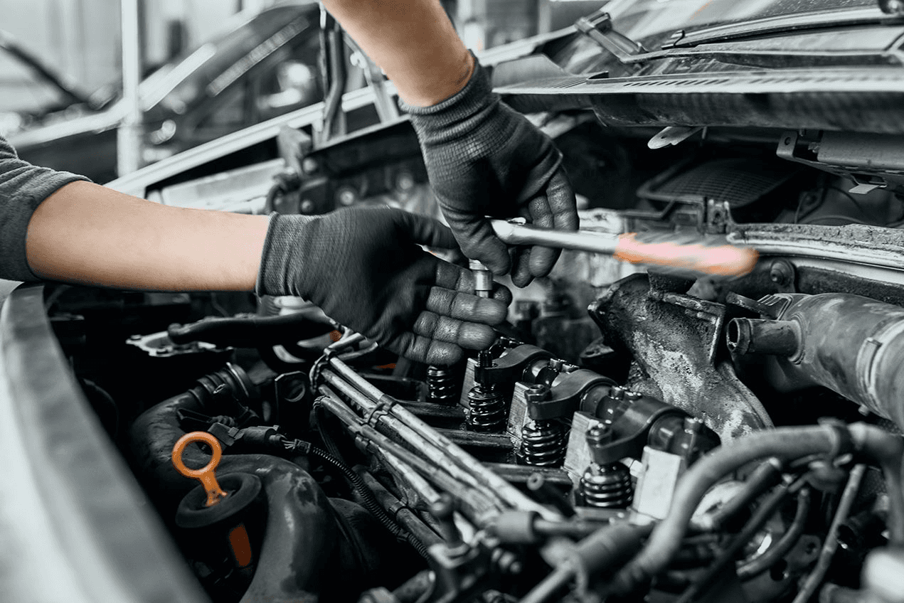 Jeep® Service 101: What's an Engine Tune-Up?| Helfman Dodge