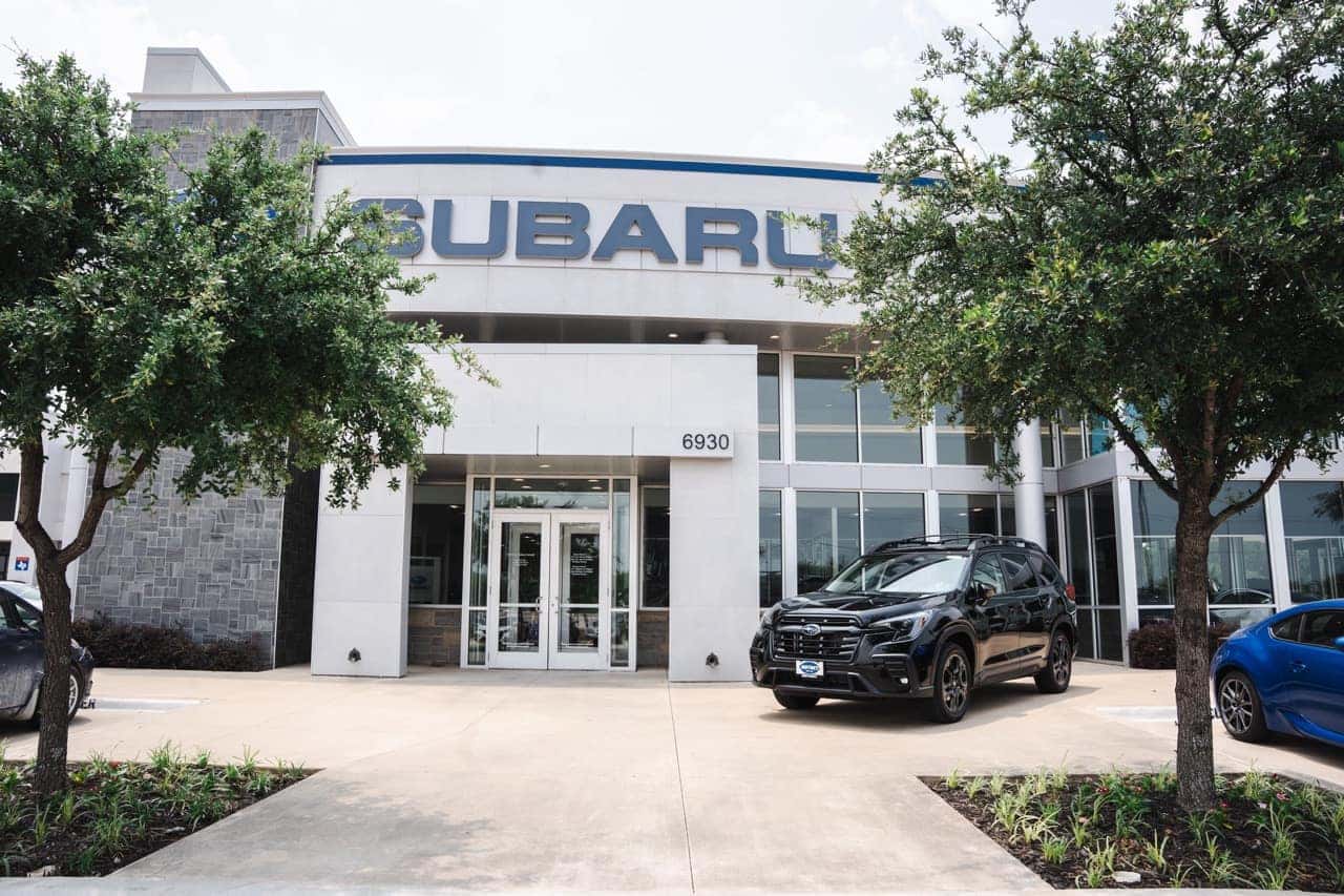 Frontal exterior of Huffines Subaru Corinth