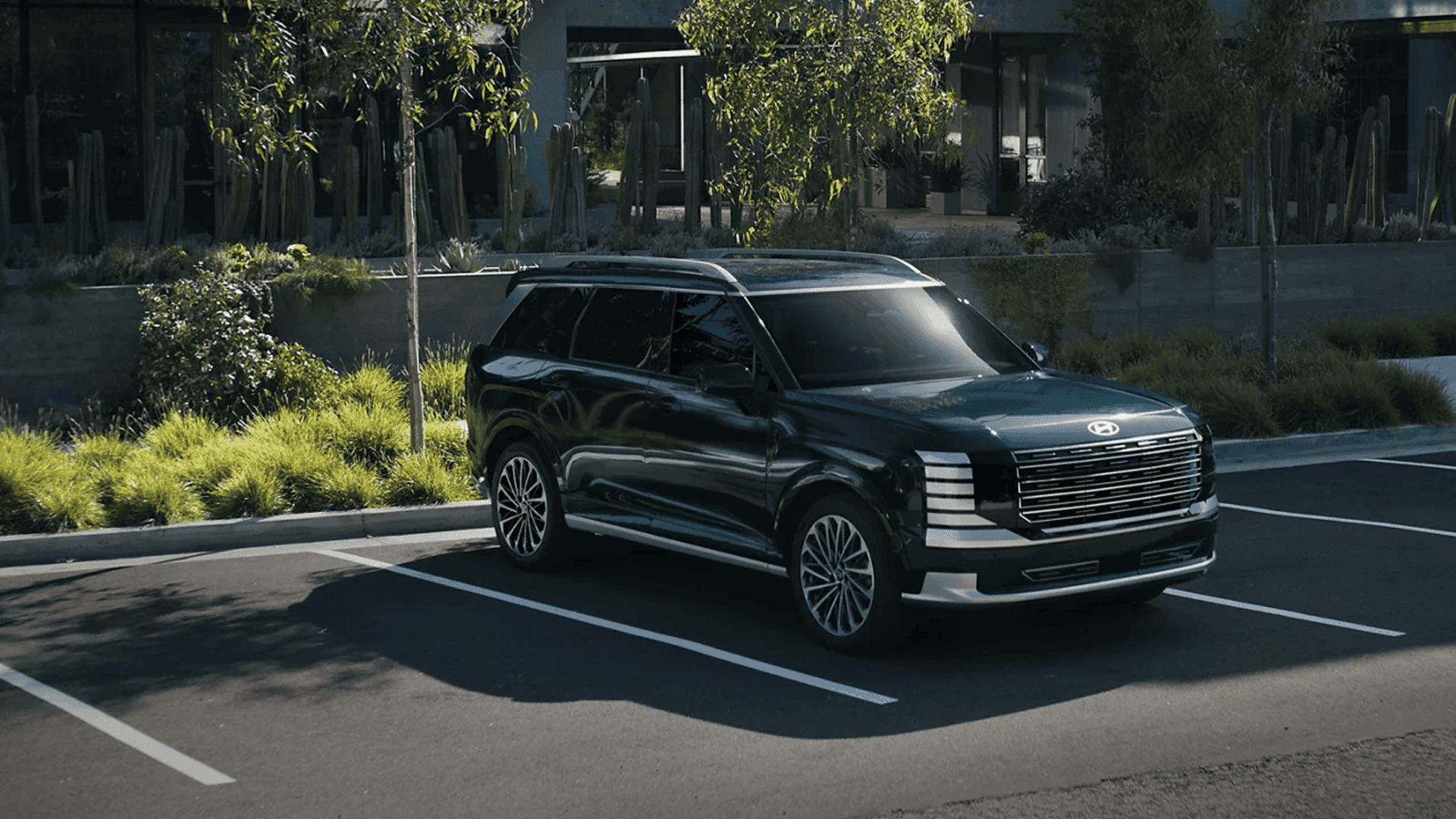 2026 hyundai palisade parked in parking lot
