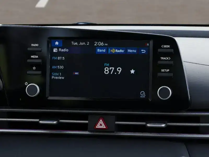 2026 Hyundai Elantra Dash