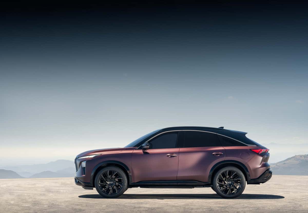 2027 INFINITI QX65 Side Profile FX35 Inspired