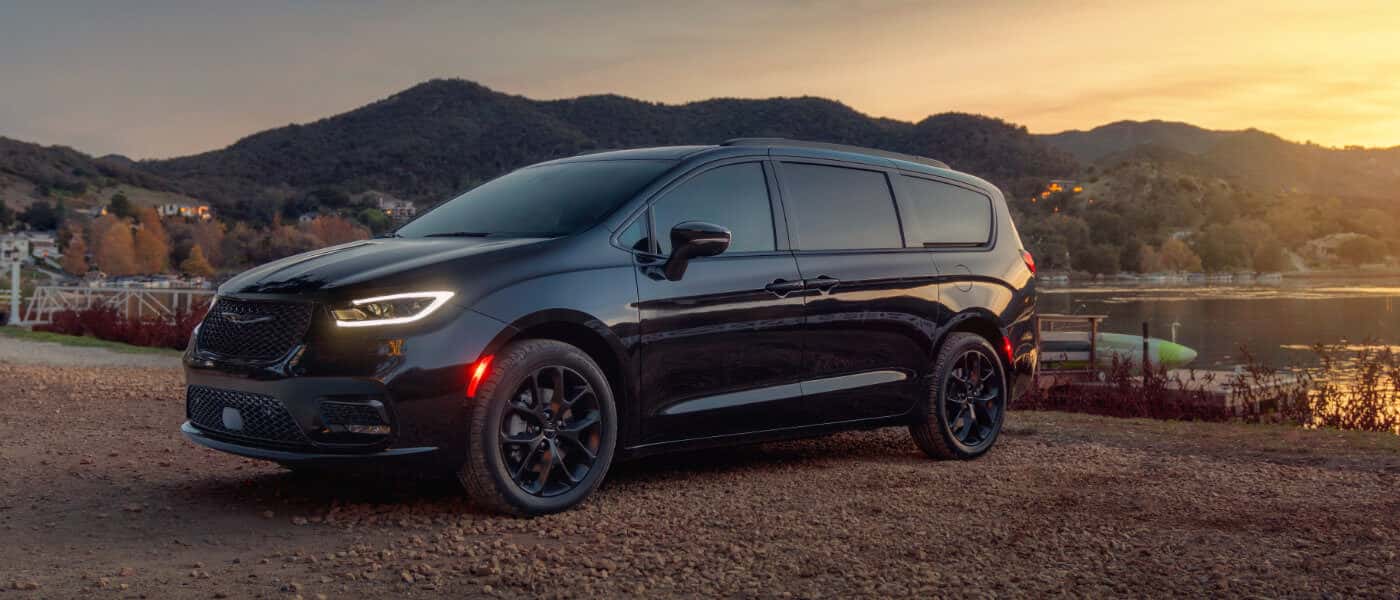 2026 Chrysler Pacifica Review From Jack Phelan CDJR | Countryside, IL