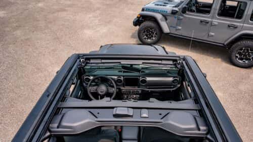 Jeep Wrangler: Hardtop vs. Soft Top – Which is right for me?