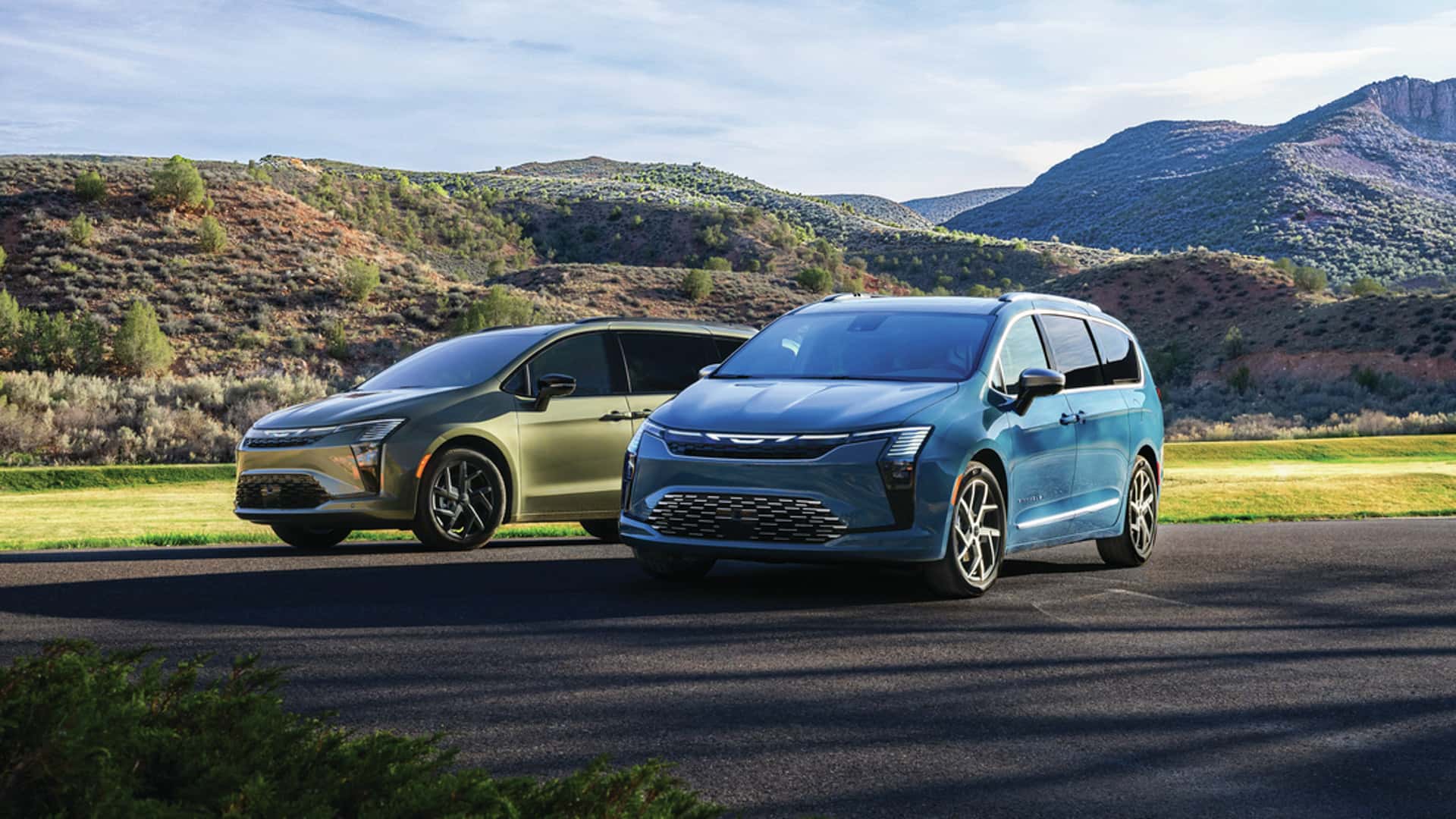 2027 Chrysler Pacifica exterior front three-quarter view