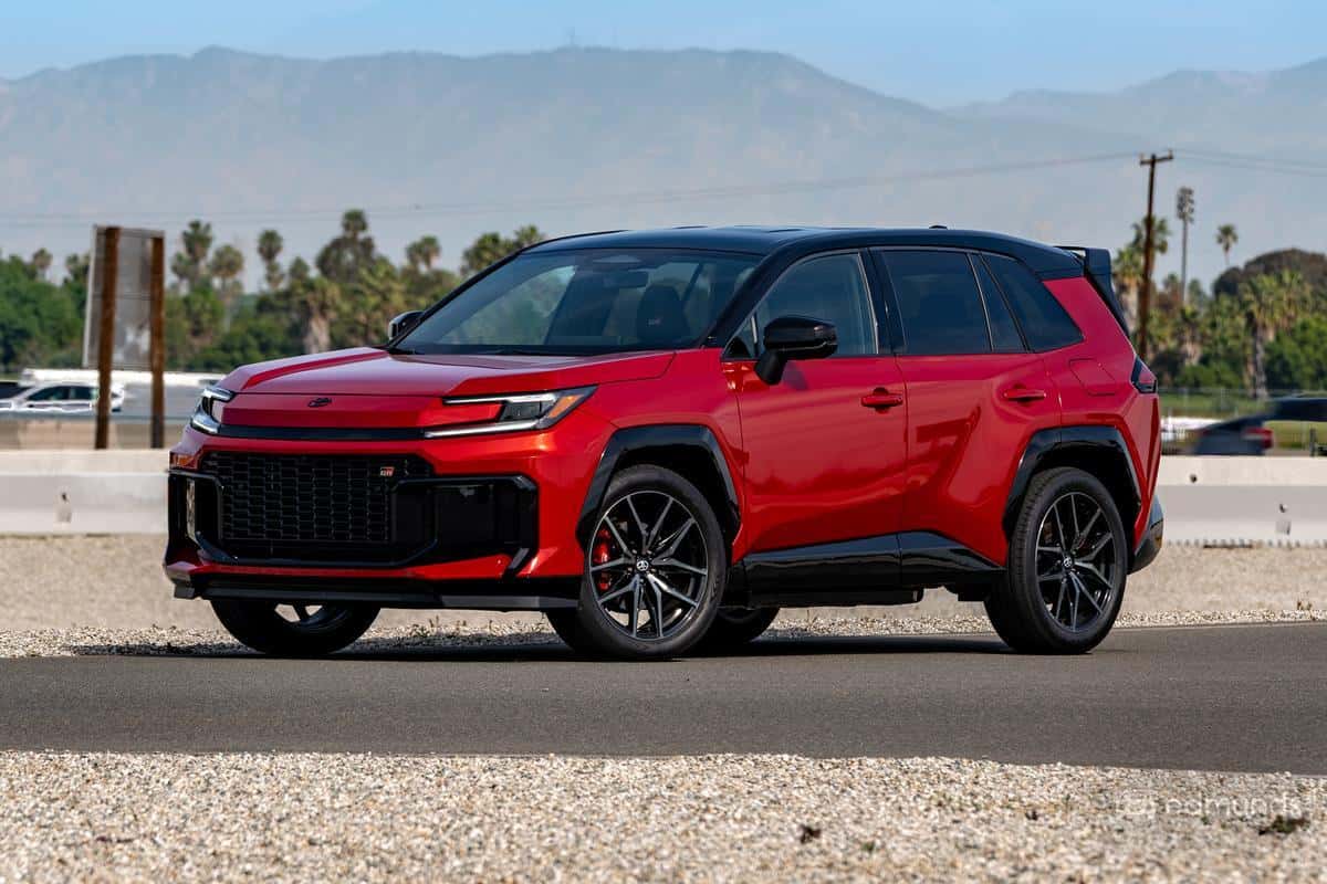 2026 Toyota RAV4 profile