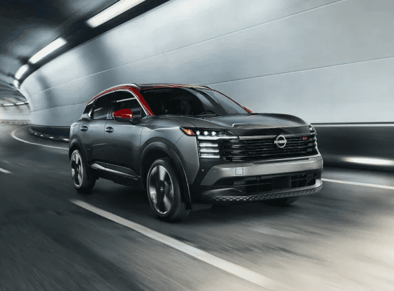 Nissan Kicks Driving