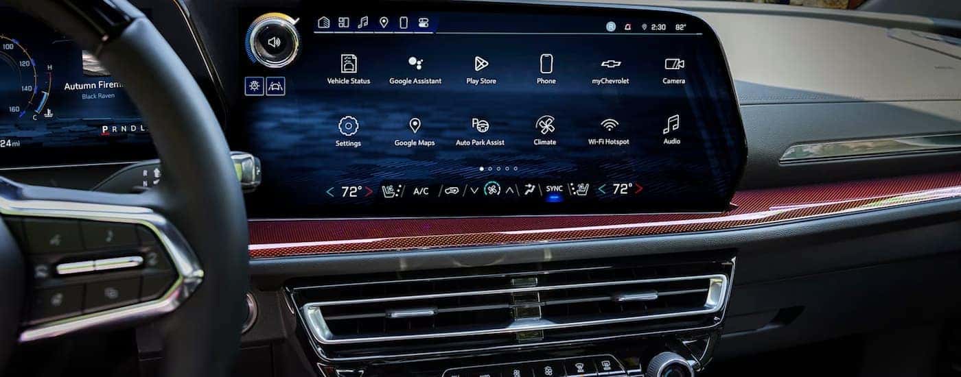 A close up of the infotainment screen in a 2024 Chevy Traverse Z71 is shown.
