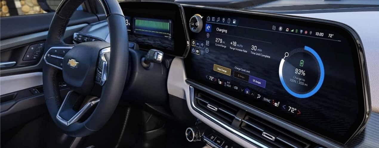 A close-up shows the infotainment screen in a 2025 Chevy Equinox EV.