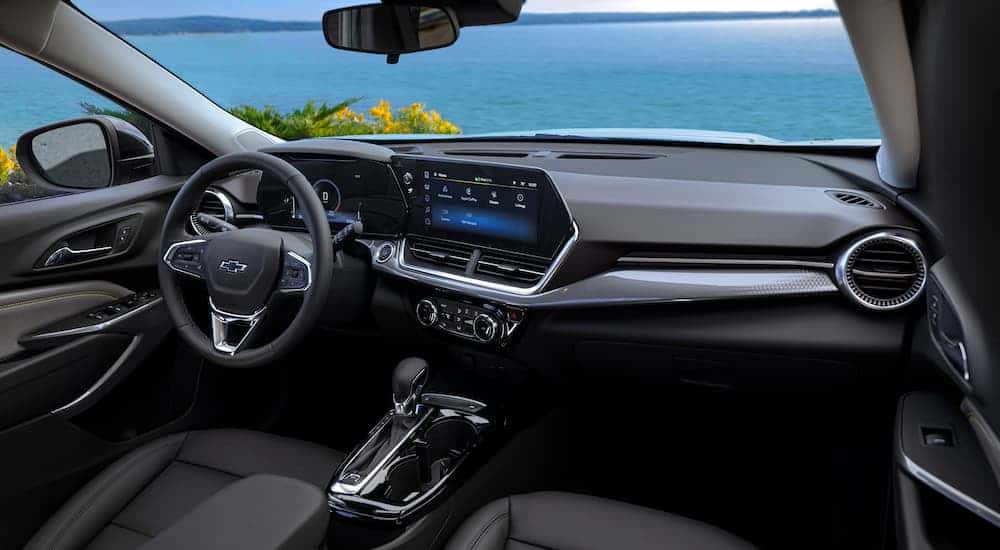 The interior of a 2025 Chevy Trax for sale is shown.