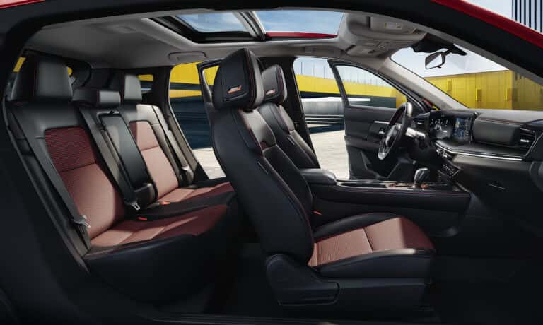 2025 Nissan Kicks seating side view