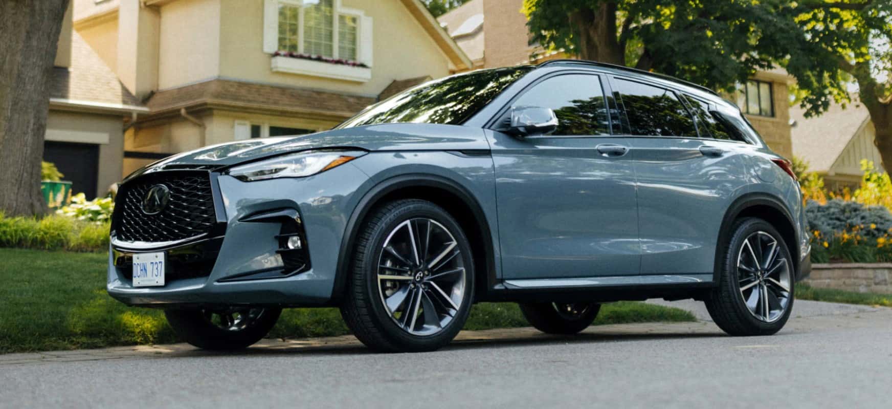 2025-INFINITI-QX50-