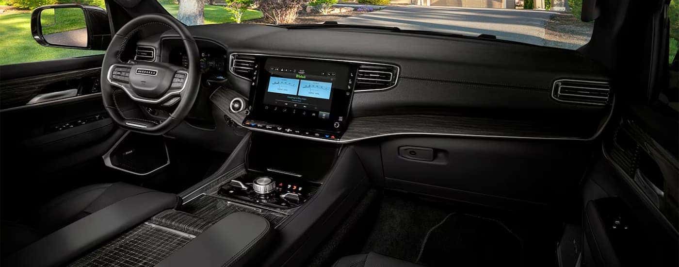 Black leather interior and dashboard in a 2025 Jeep Wagoneer for sale in Cornelius