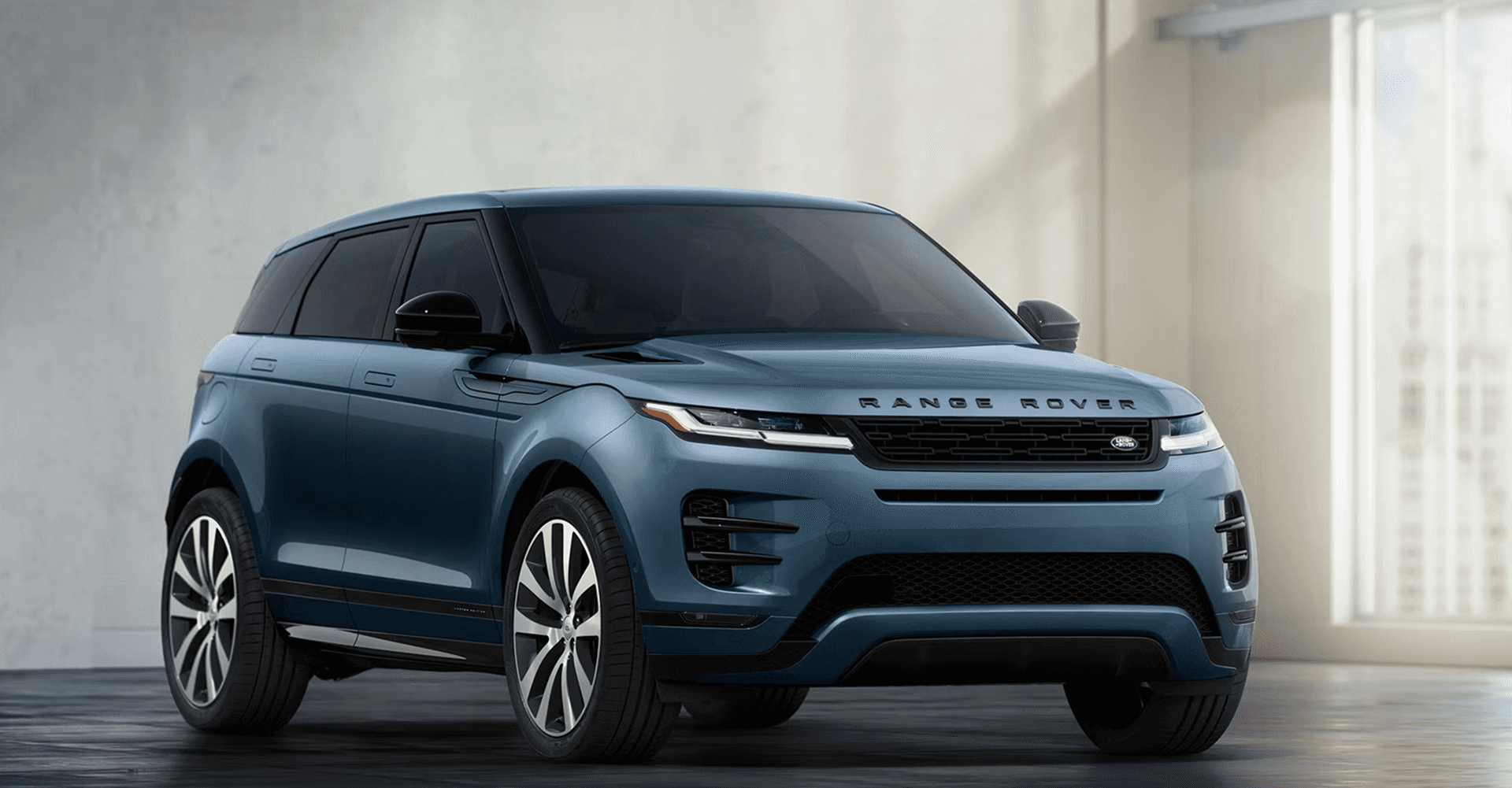 2026 Range Rover Evoque exterior view showcasing luxury design