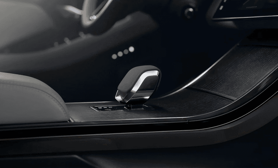 Range Rover Evoque interior center console