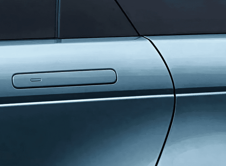 Range Rover Evoque door handle design
