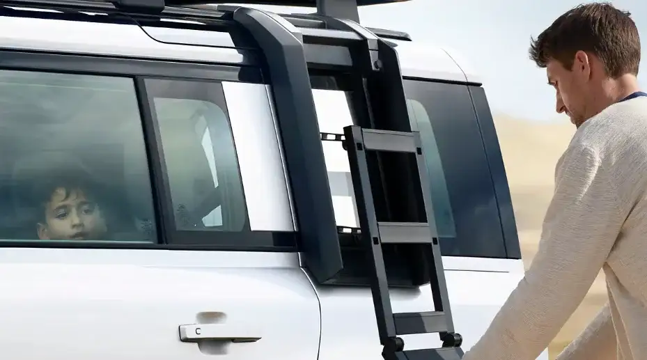Defender accessories available for sale in Cerritos, CA at Land Rover Cerritos