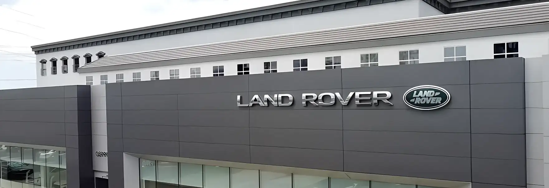 Land Rover Cerritos dealership