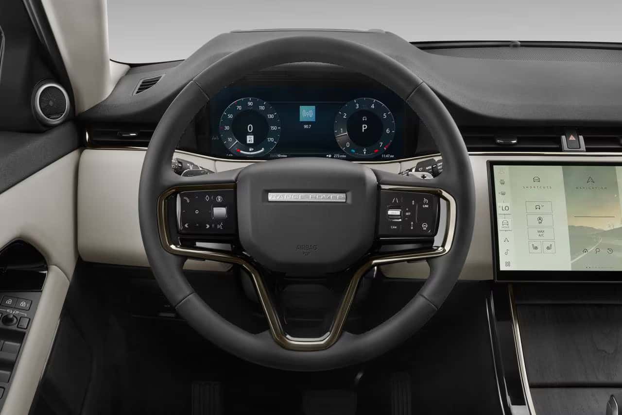 2026 Range Rover Evoque Interactive Driver Display