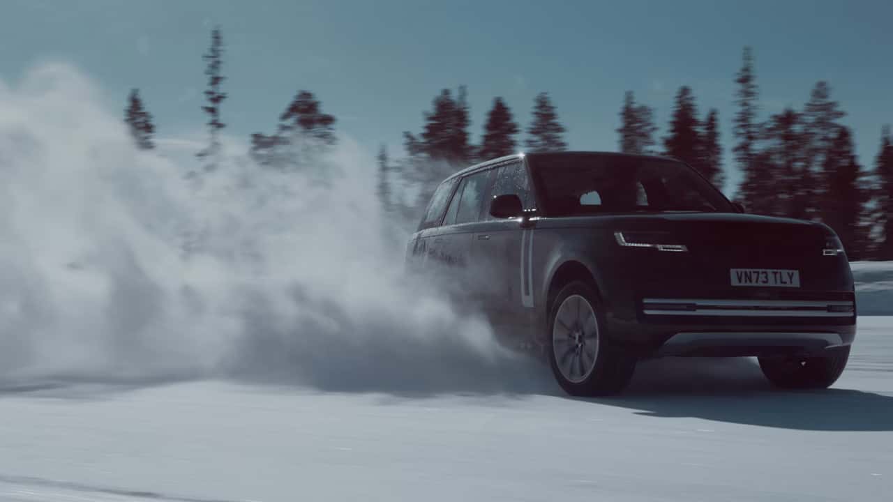 2026 Range Rover SE capability and configurations