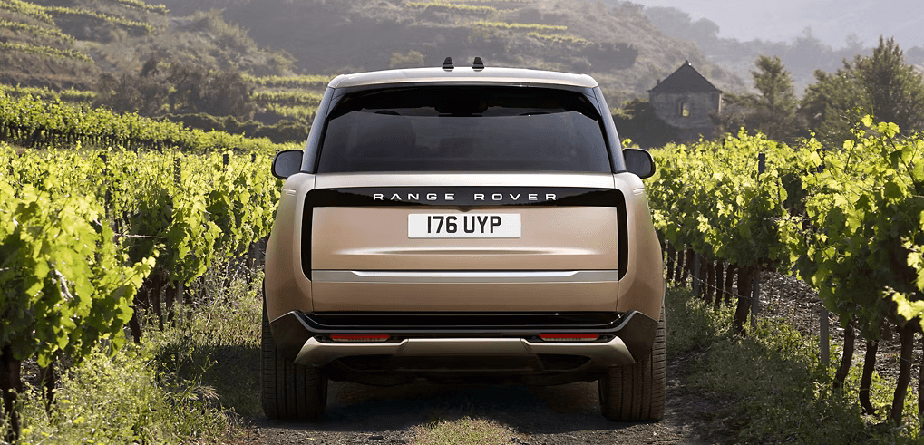 2027 Range Rover performance and powertrain