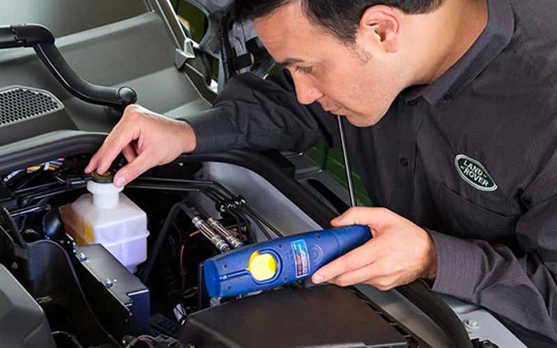 Land Rover Technician