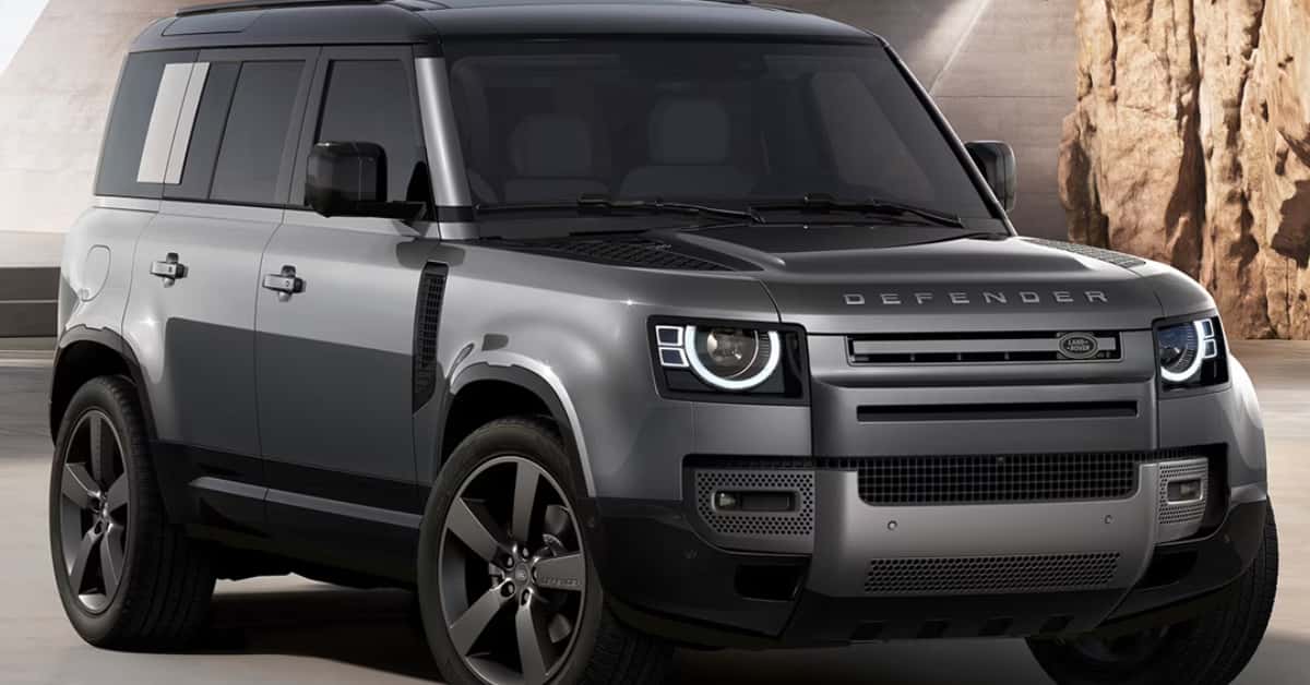 2024-Land-Rover-Defender-110-parked-inside-a-garage