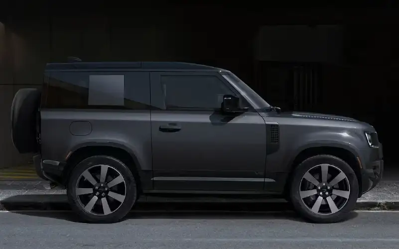 Defender 90 Exterior