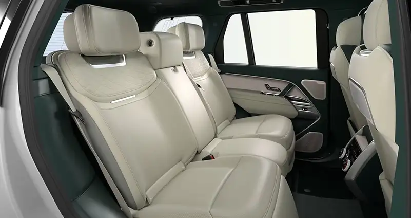 Range Rover SV Serenity Liberty Blue Near-Aniline leather front and Perlino Semi-Aniline leather rear seats with Liberty Blue interior