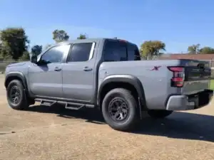 2025-Nissan-Frontier-Trunk
