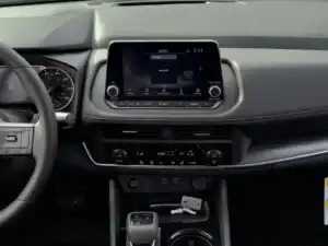 2025-Nissan-Rogue-Technology