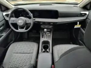 2025-Nissan-Kicks-Comfort
