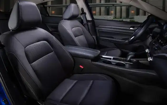 altima interior